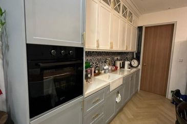 Taman Puchong Legenda