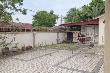 Taman Kinrara Seksyen 2