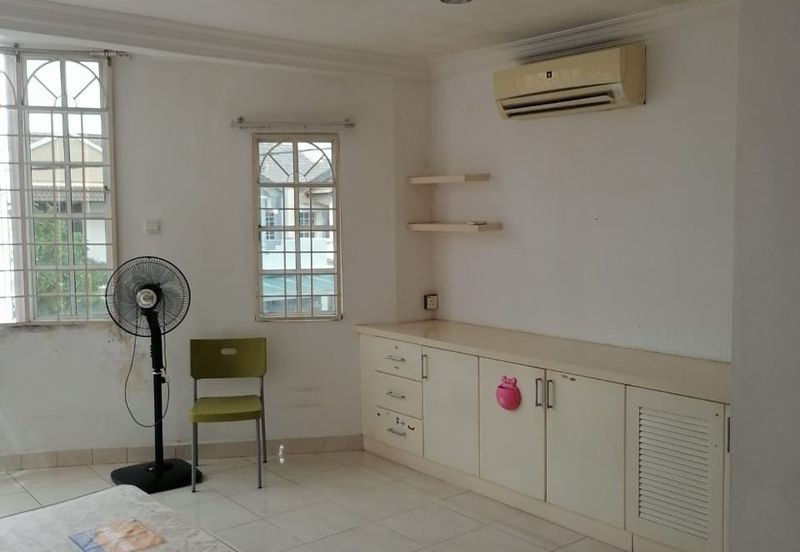 Taman Wawasan, Pusat Bandar Puchong