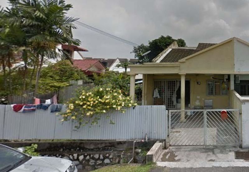 Taman Kinrara Seksyen 1