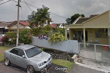 Taman Kinrara Seksyen 1