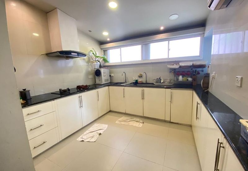 Taman Wawasan, Pusat Bandar Puchong