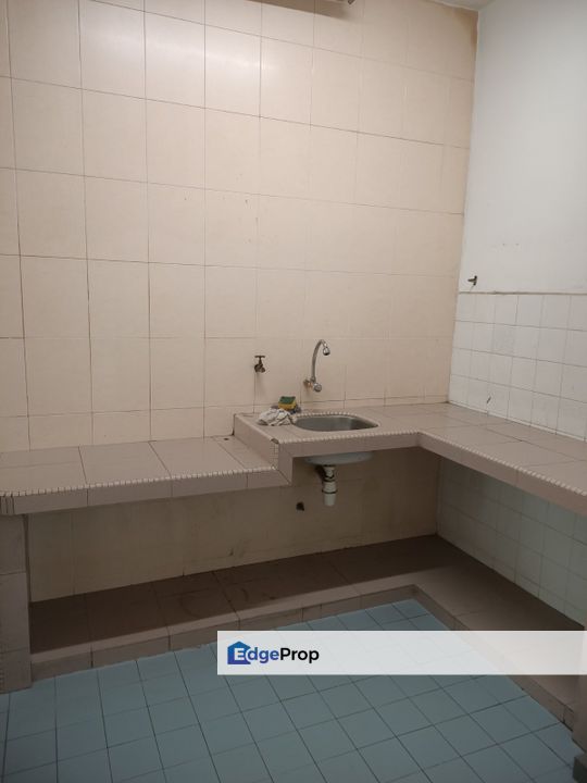 Sri Anggerik 1 , Puchong , Selangor , 1st floor unit, Selangor, Puchong