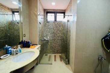 Kenny Hills ( Bukit Tunku ) Kuala Lumpur