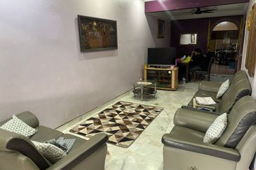 Taman Kinrara Seksyen 1