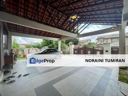 2.5 Storey Semi D House @ Puncak Ukay, Ampang, Selangor, Ampang