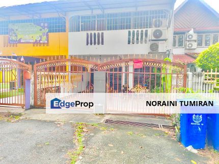 RENOVATED FACING OPEN 2 STOREY @ SEK19 SHAH ALAM, Selangor, Shah Alam