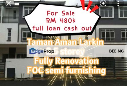 Taman Aman Larkin 2.5 storey renovate semi furnish, Johor, Johor Bahru