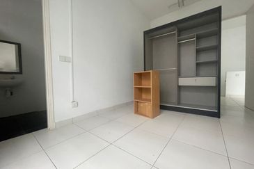 Setai Tropika 9 @ Caranday Park 2 Storey Cluster Lowest Price 