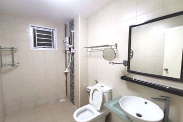 Dedaun Hijau (Greenfield Regency)