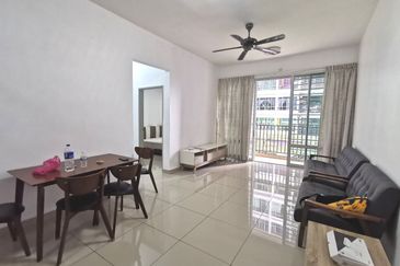 Dedaun Hijau (Greenfield Regency)