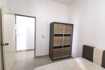 Dedaun Hijau (Greenfield Regency)