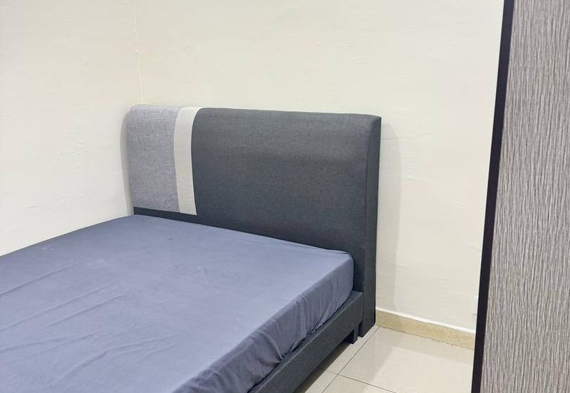 Dedaun Hijau (Greenfield Regency)