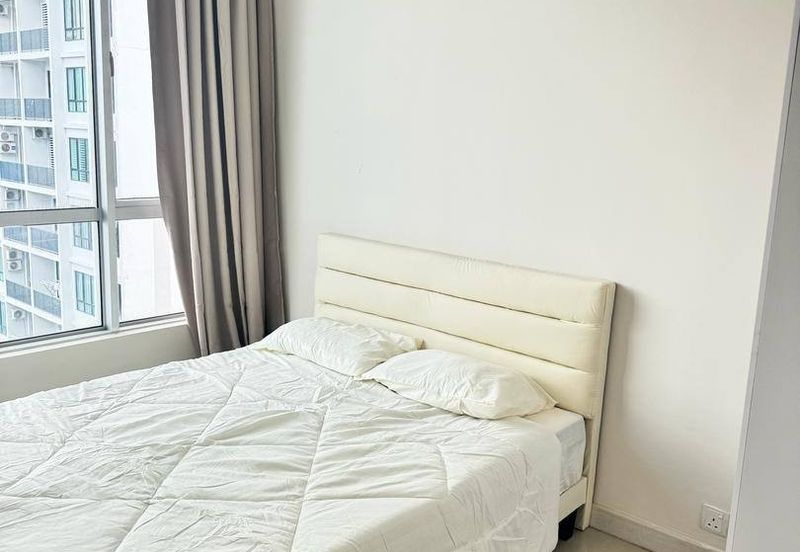 Dedaun Hijau (Greenfield Regency)