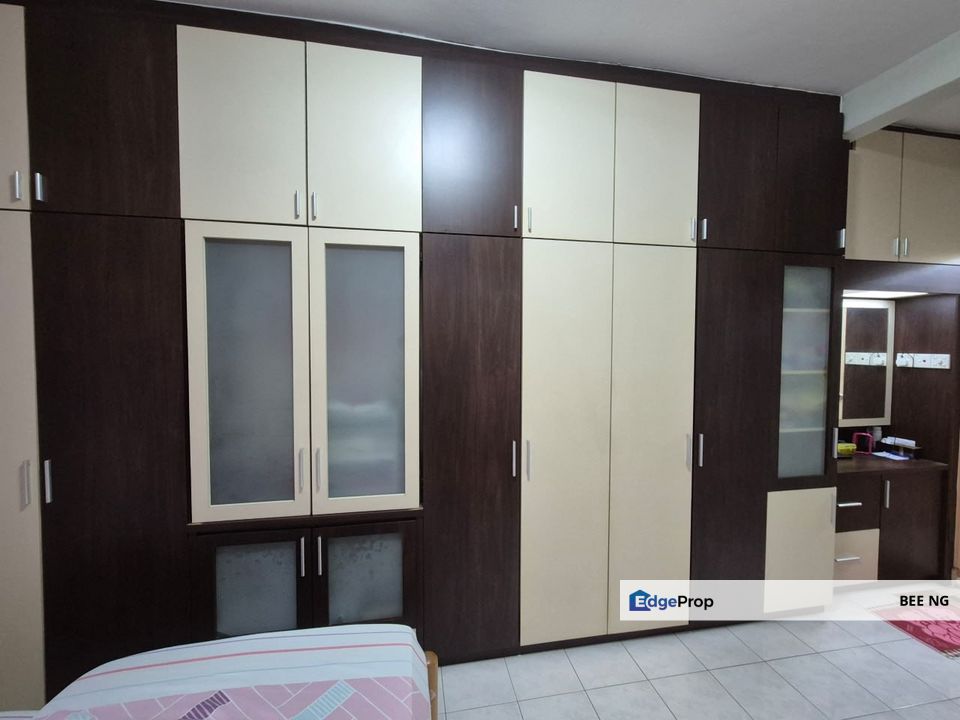 Selesa Puteri Condo Selesa Jaya 2nd Floor Renovate 3bed for sale , Johor, Skudai