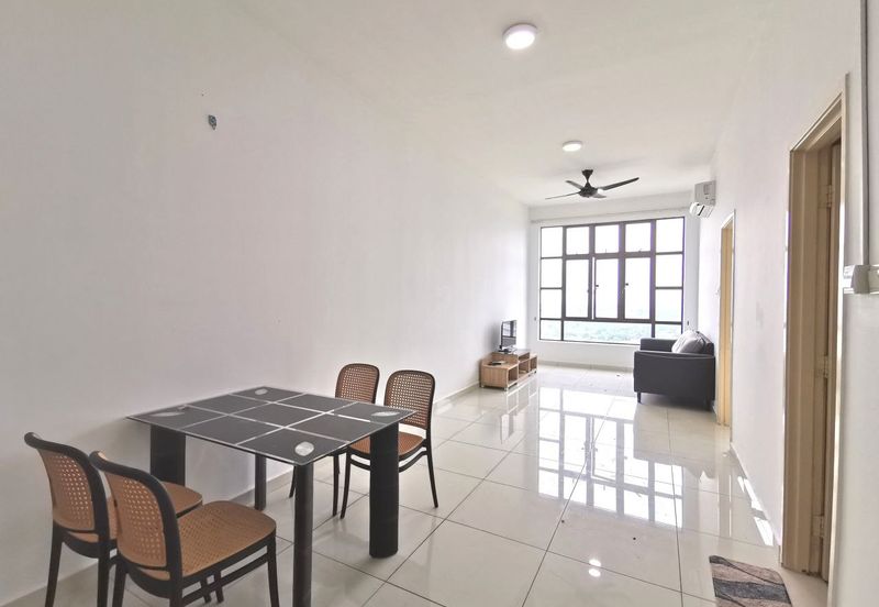 D'Summit Residences @ Kempas Utama