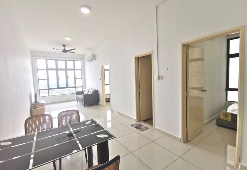 D'Summit Residences @ Kempas Utama