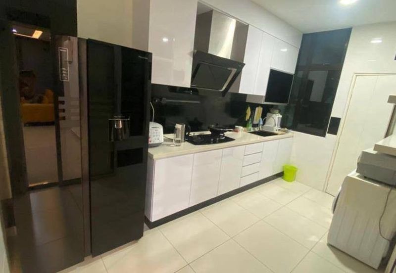 D'Summit Residences @ Kempas Utama