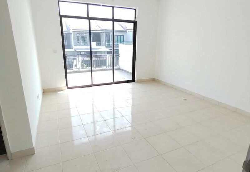 Meridin East The Greenway & The Eden