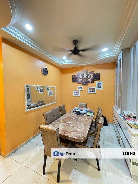 Kempas Utama @ Skudai 24x70 2.5 storey terrace renovated for sale , Johor, Johor Bahru