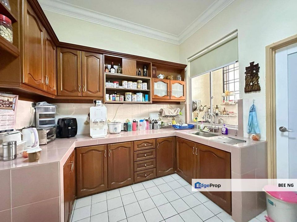 Jalan Enggang Bandar Putra Kulai 2 storey terrace 24x75 for sale , Johor, Kulai