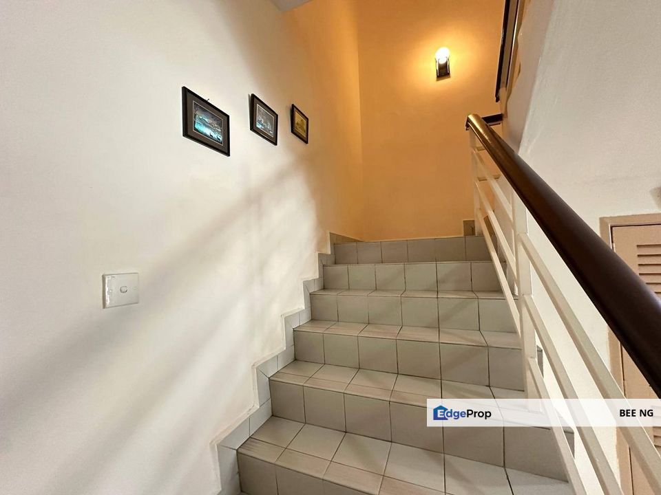 Jalan Enggang Bandar Putra Kulai 2 storey terrace 24x75 for sale , Johor, Kulai