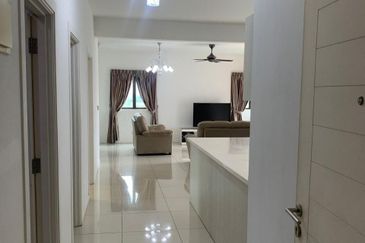 Ujana Executive Apartment