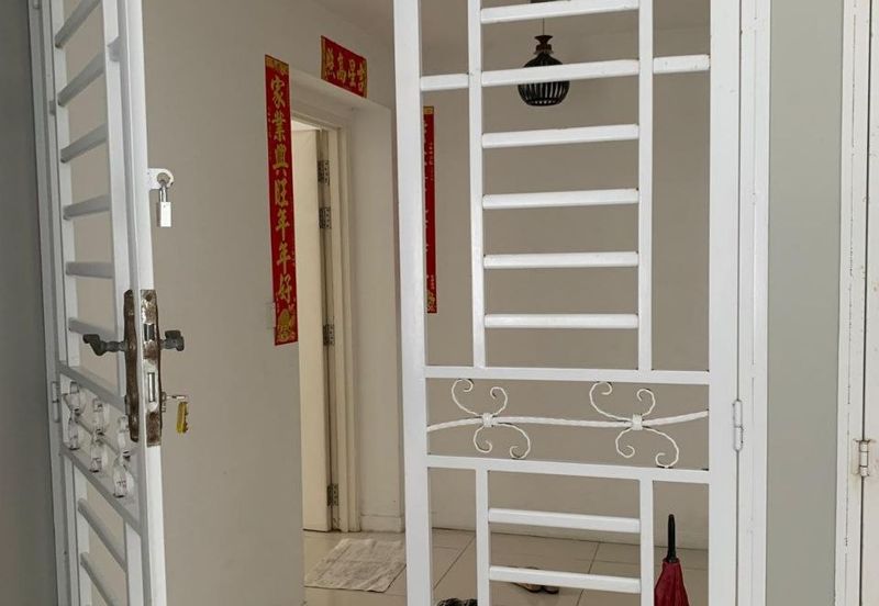 Ujana Executive Apartment