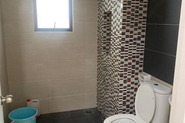 Ujana Executive Apartment