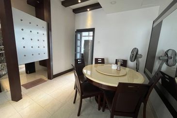 Nusa Villa Townhouse