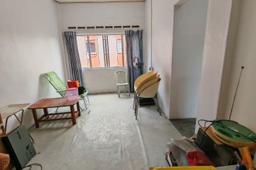 Taman Pulai Utama Flat