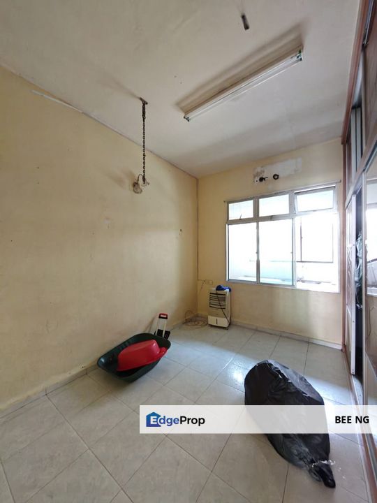 Taman Putrimas Simpang Renggam 2 storey terrace 22x70 for sale , Johor, Simpang Renggam