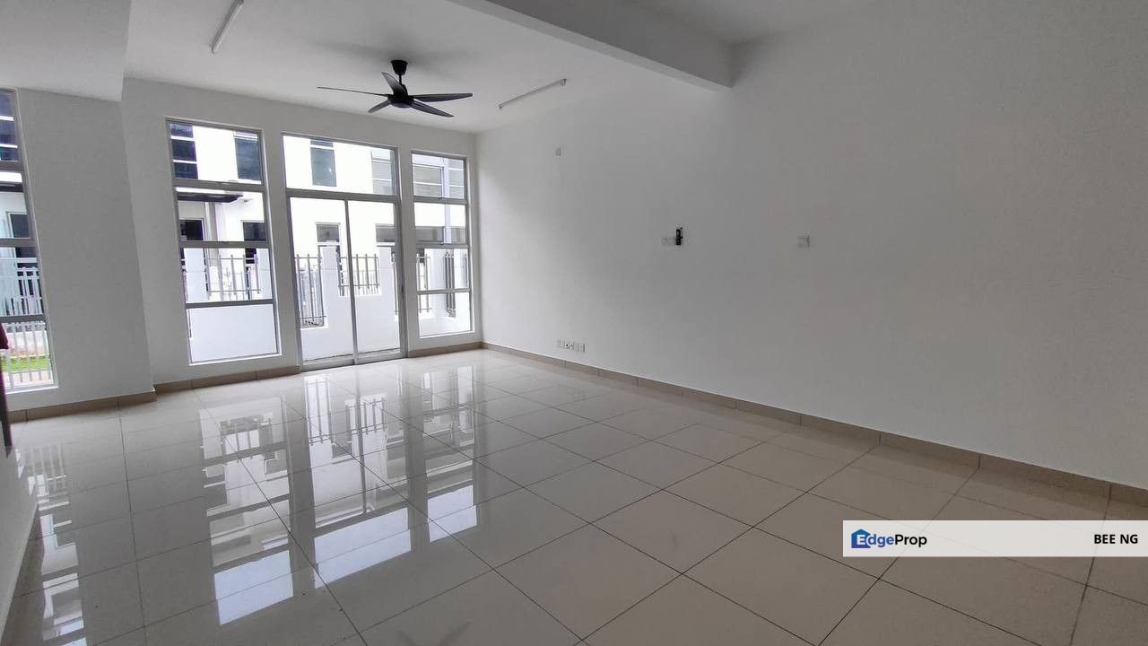 Imperial Jade Residenz @ Seri Alam 2 storey terrace Full Loan for sale , Johor, Masai