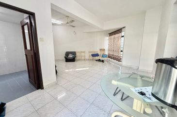 Mewah View Luxurious Apartments