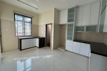 Taman Sri Pekan Nanas