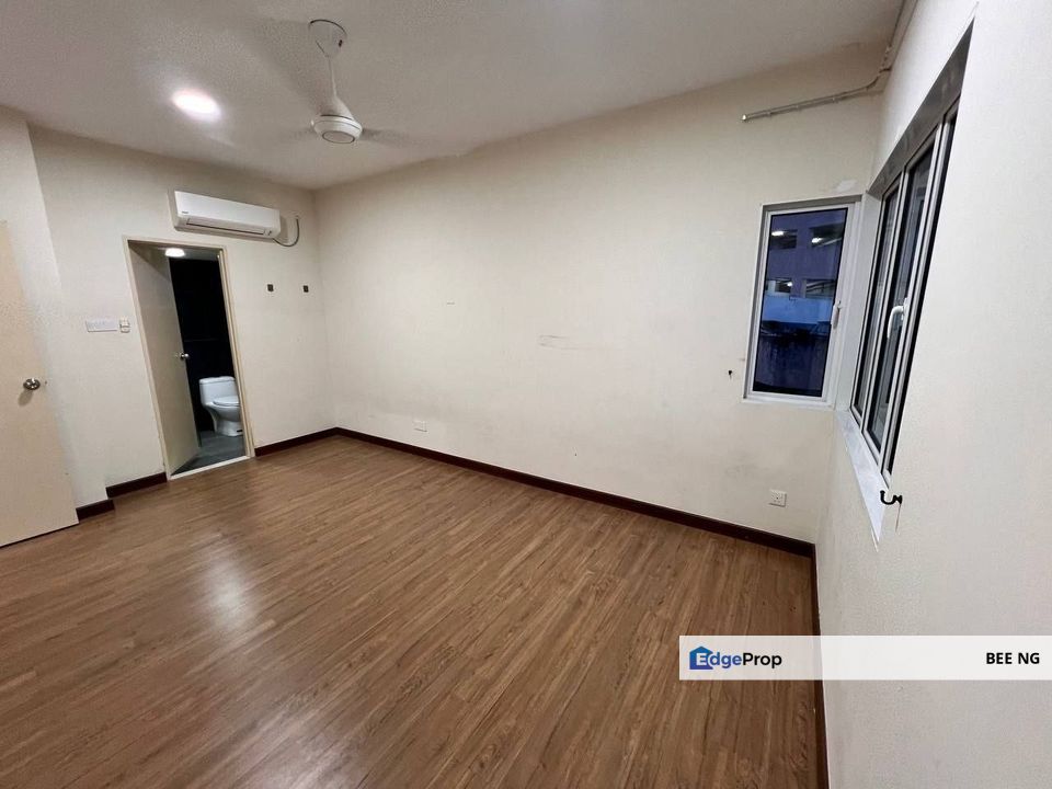 Larkin Residence 2 Ground Floor 2 carpark-awning for sale , Johor, Johor Bahru