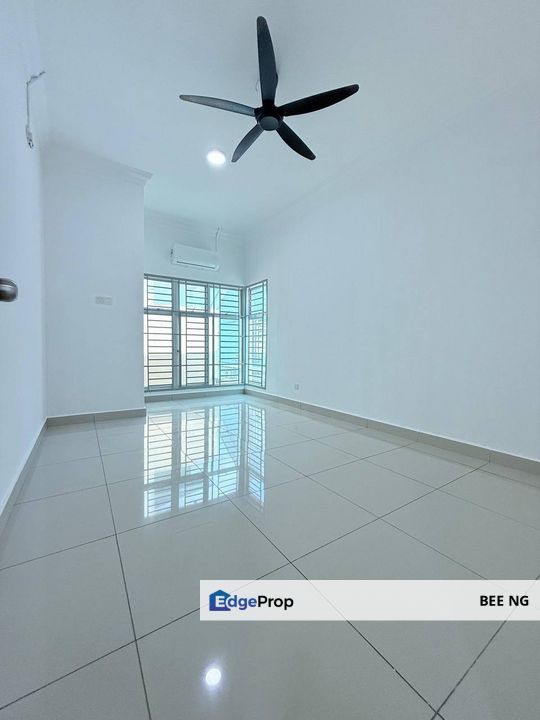 Taman Nusantara Prima @ Gelang Patah 2 storey cluster super value tiptop condition for sale , Johor, Gelang Patah