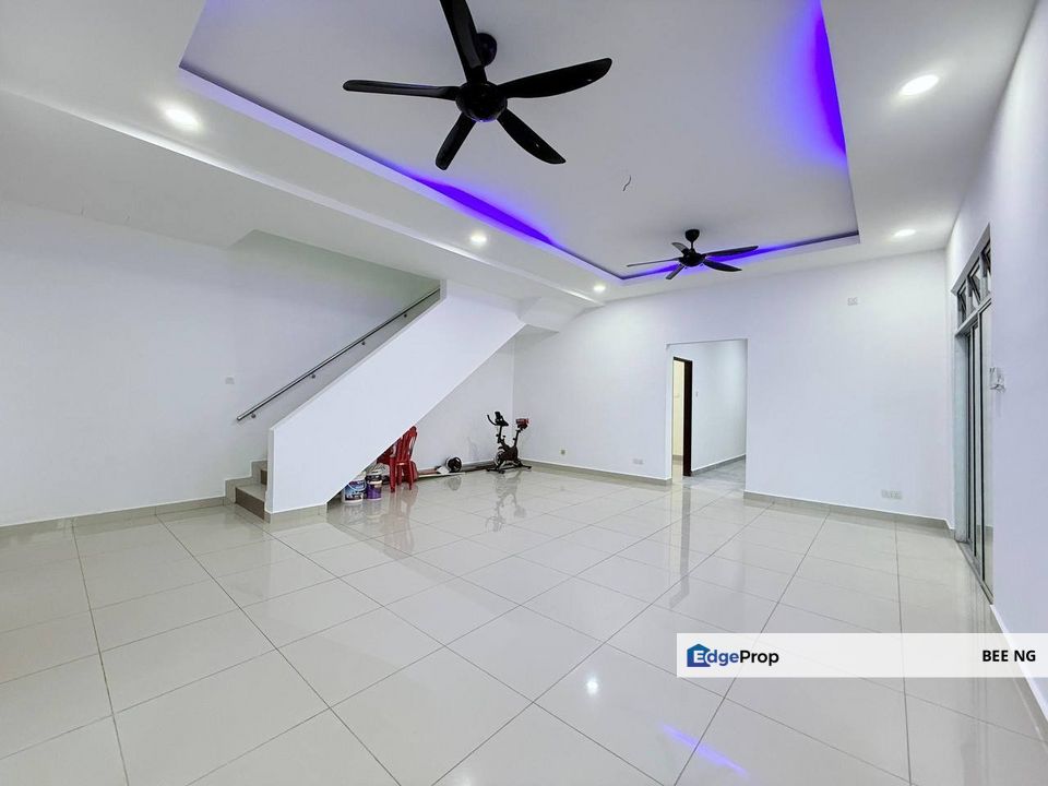 Taman Nusantara Prima @ Gelang Patah 2 storey cluster super value tiptop condition for sale , Johor, Gelang Patah