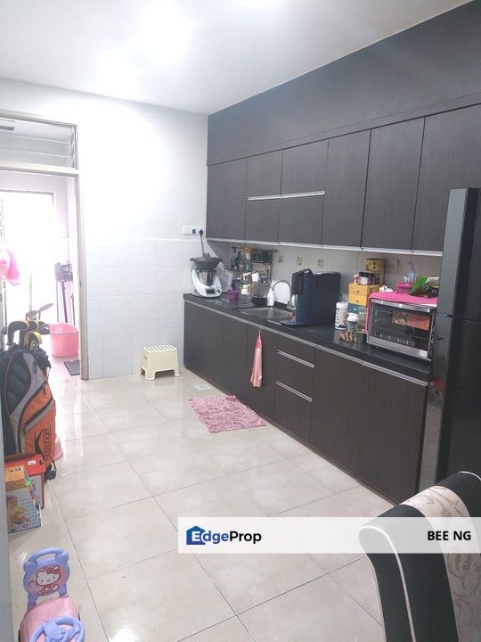 Nusa Sentral 2 storey terrace 20x70 Renovate below market price for sale , Johor, 