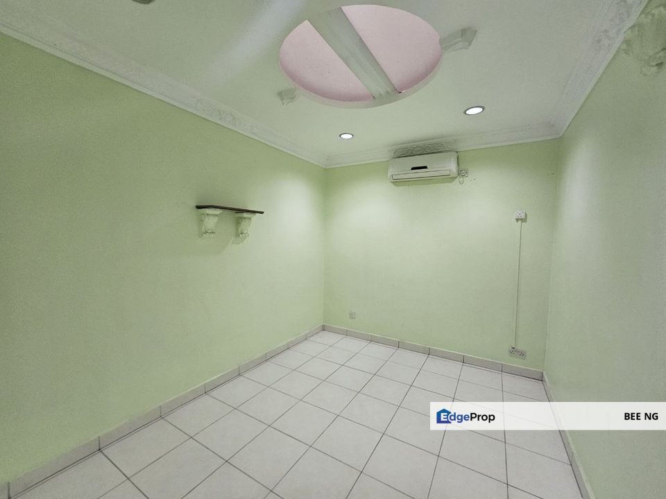 Taman Bukit Impian Emas 1.5 Storey 24x80 for sale , Johor, Skudai