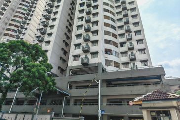 Sri Impian Apartment, Larkin Perdana