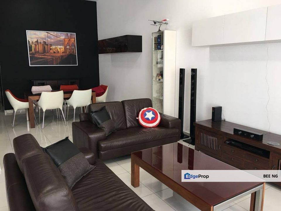 The Valley West 1 2 storey terrace 22x75 good condition for sale , Johor, Horizon Hills