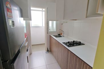 Seasons Luxury Apartments @ Amara Larkin