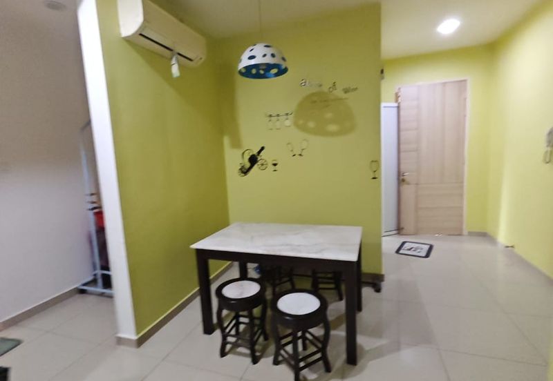 Seasons Luxury Apartments @ Amara Larkin