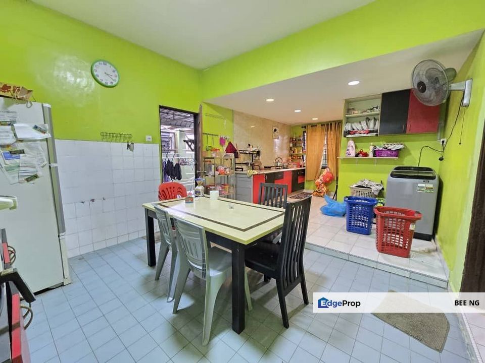 Taman Megah Ria Masai 1.5 storey Semi D 35x70 for sale , Johor, Masai