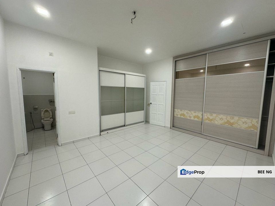 Setia Tropika 5 2 storey terrace 22x75 Fully extened renovate for sale , Johor, Setia Tropika