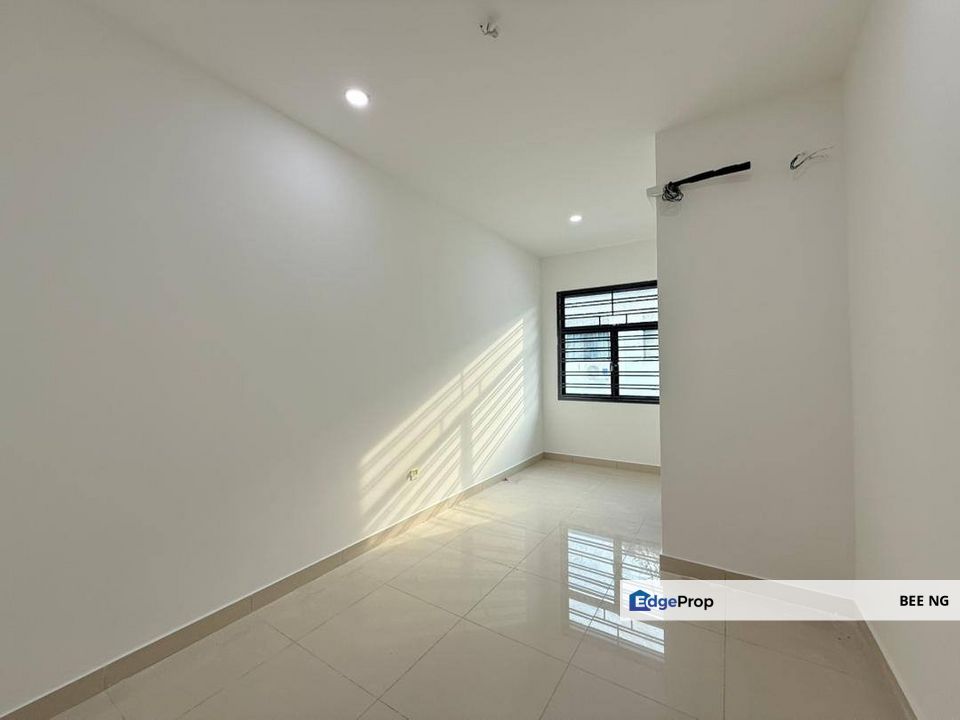 Mutiara Maju Mutiara Rini Brand New 2 storey terrace partially furnish , Johor, Skudai