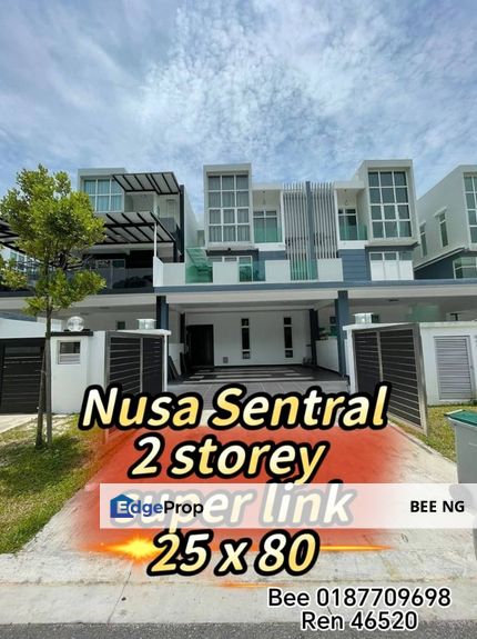 Nusa Sentral 3 storey super link fully furnish good condition nego , Johor, 