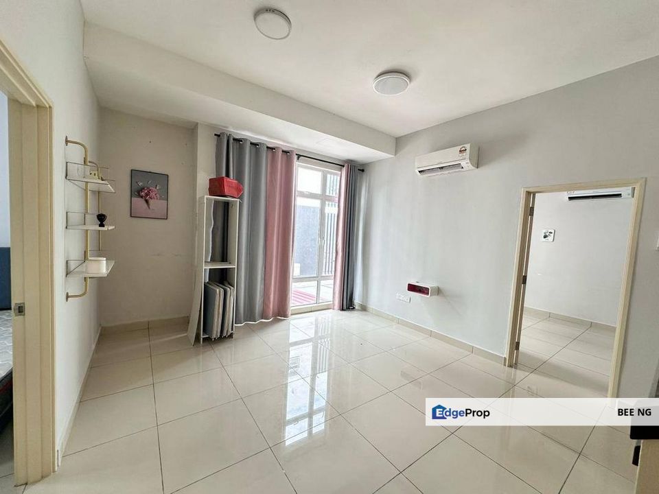 Taman Nusa Sentral 3 storey cluster Winter Sonata Fully Renoavte super value , Johor, 