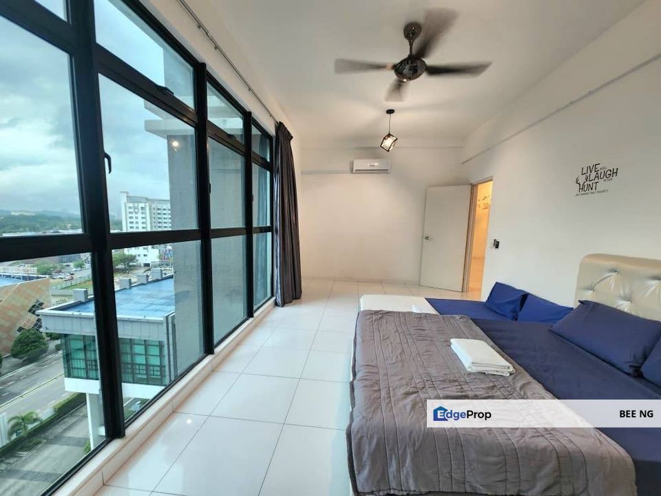 Sky Loft @ Bukit Indah 3+1bedroom Fully Furnished 2 carpark for rent  , Johor, Johor Bahru